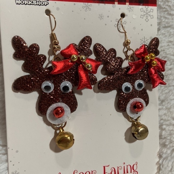 NEW Spencer’s Reindeer Jingle Bell Christmas Earrings - Picture 4 of 7